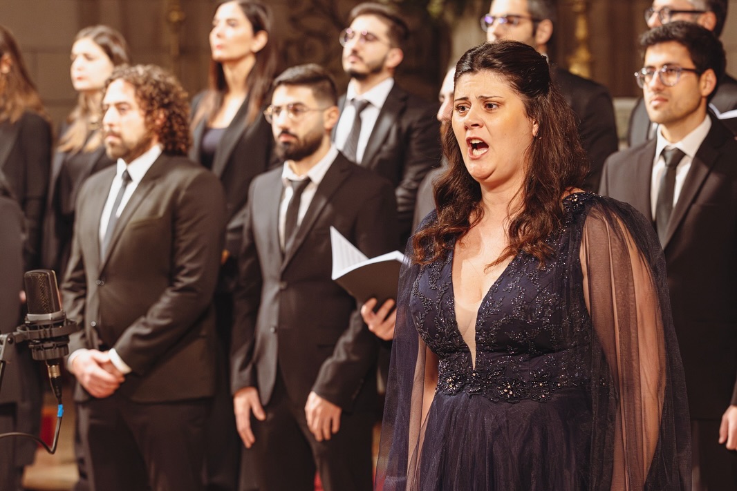 Choristes des Musicales du Liban sur scène