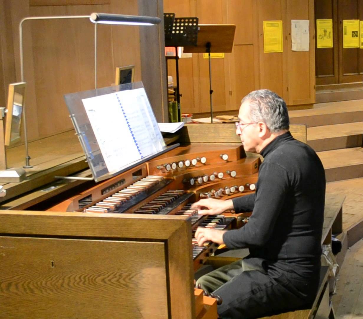 NAJI HAKIM